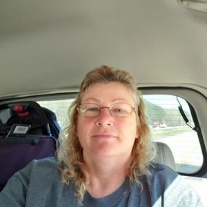 Meet your Posher, Almeda